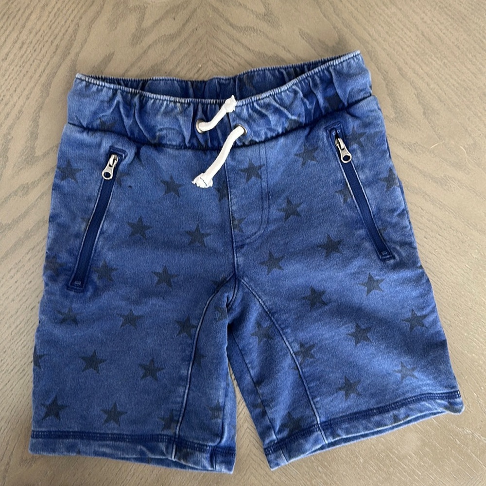5/$25~ Cat & Jack boys sweat shorts size XS 4/5